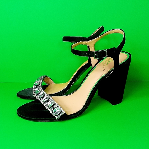 Badgley Mischka Shoes - Jewel Badgley Mischka Hendricks Block Heel 9